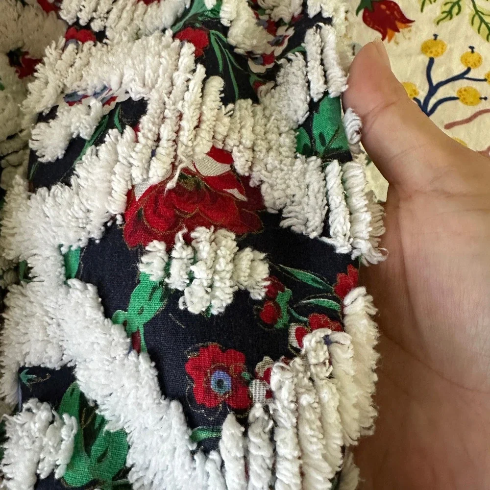 Vtg Crowntuft Chenille Robe Women L White Floral 80s Long Belted USA‎ Made Flaw